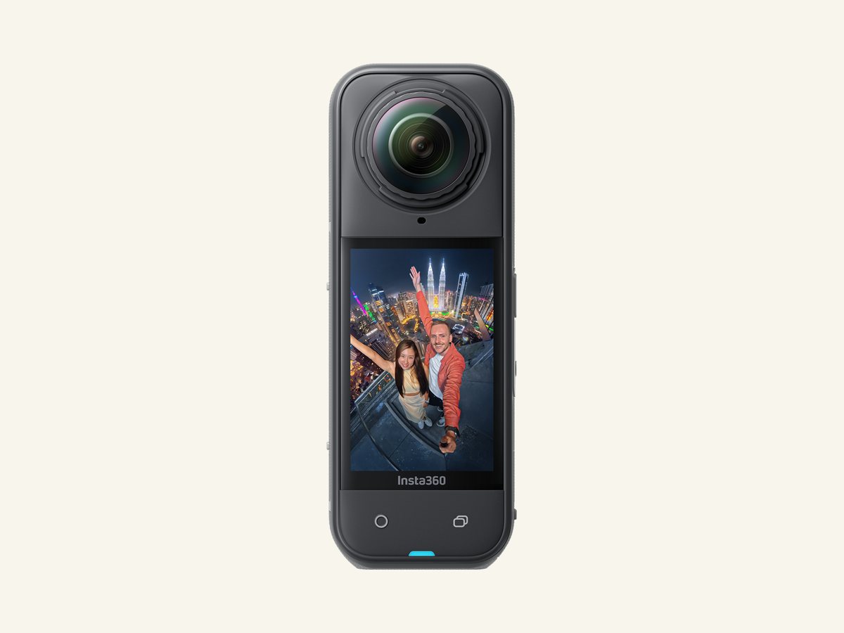 Insta360 X5, product photo