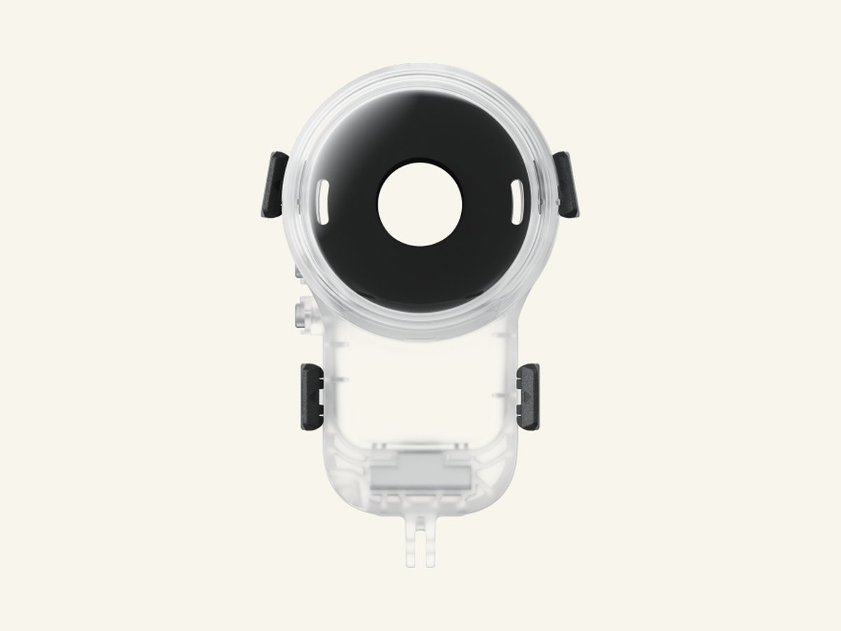 Insta360 X6 dive case + stick, product photo